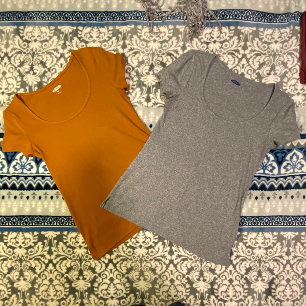 Old navy scoop necks
